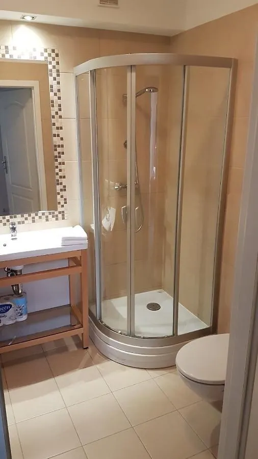 Domotel Aleje Jerozolimskie Варшава
