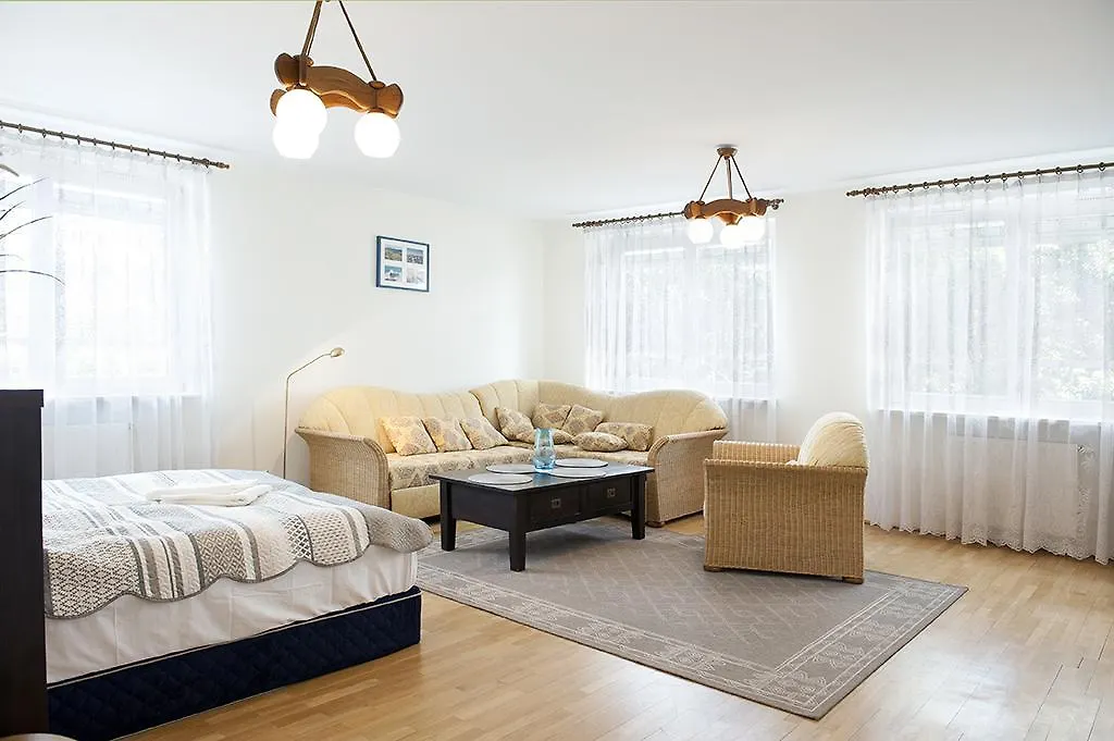 Domotel Aleje Jerozolimskie Варшава